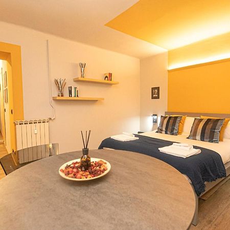 Giano Host - I Teatri Apartment Genoa Luaran gambar