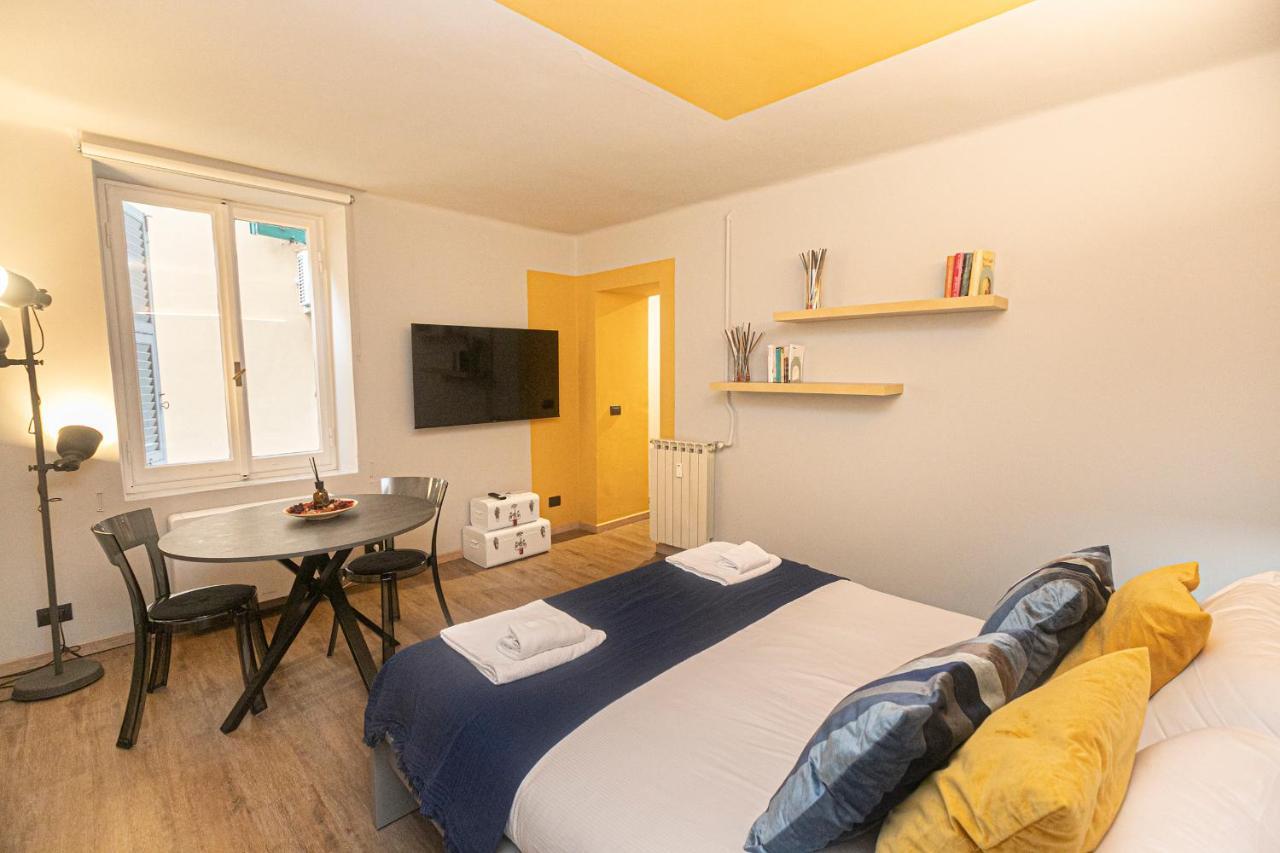 Giano Host - I Teatri Apartment Genoa Luaran gambar